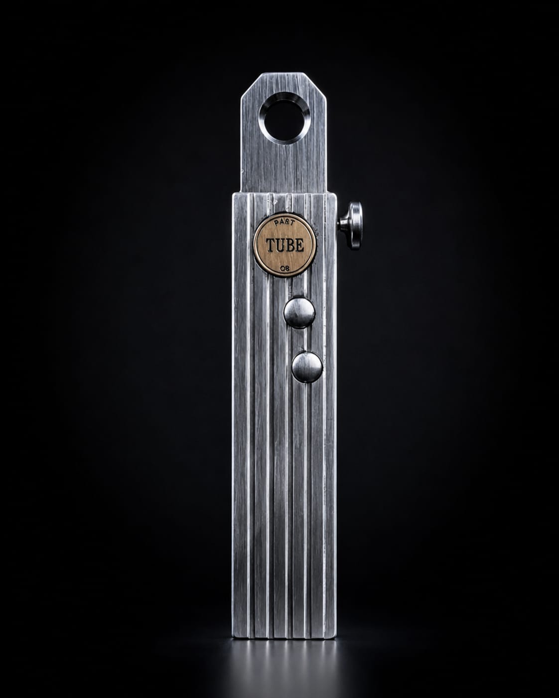 TUBE fermé, pastille en or gravée TUBE